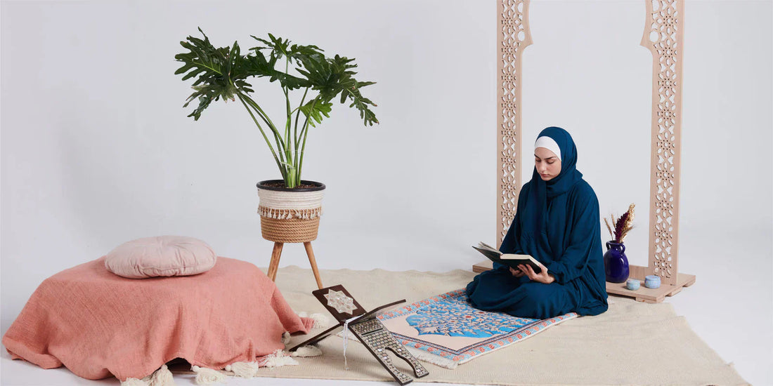 Guide to Choosing the Perfect Prayer Mat: Quality, Comfort, and Design