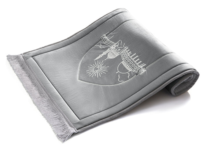 Menarat Al-Islam Embroidery Prayer Mat